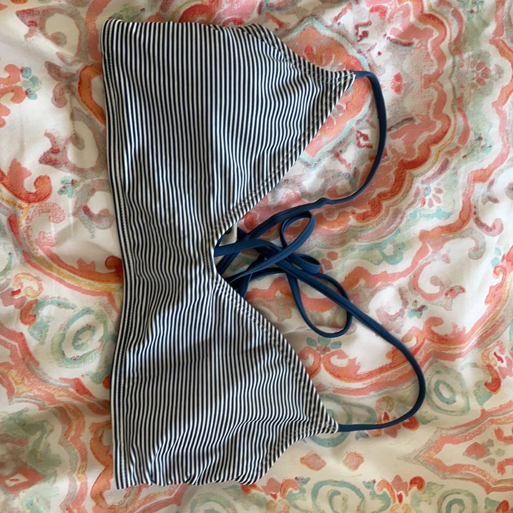Target Bathing suit top - Picture 2 of 5